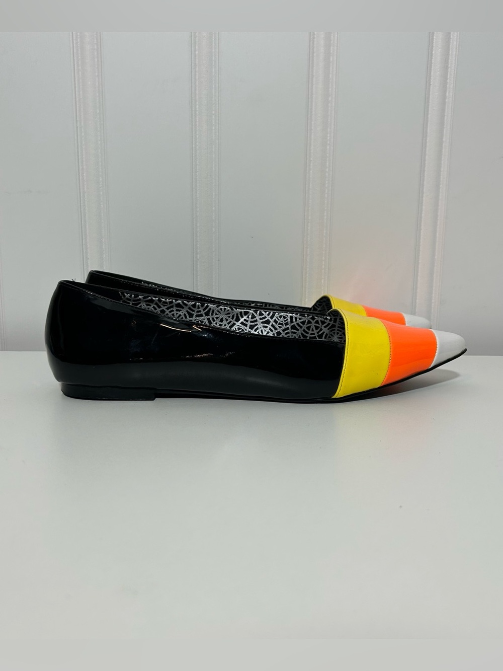 Strange cvlt candy corn Halloween black pointed flats